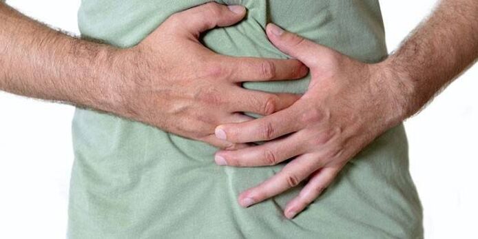 κοιλιακός πόνος μπορεί να είναι συμπτώματα ελμινθίαση