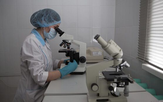 Η μικροελμινθοσκόπηση μπορεί να ανιχνεύσει παράσιτα στα κόπρανα